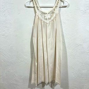 Off white forever 21 dress.